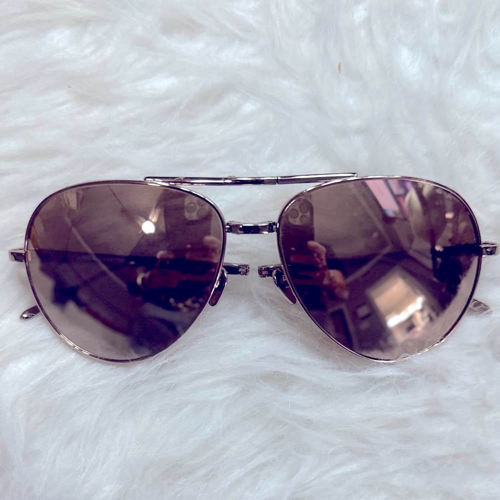Linda Farrow Aviators